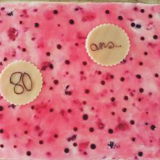 Entremets vanille/fruits rouges